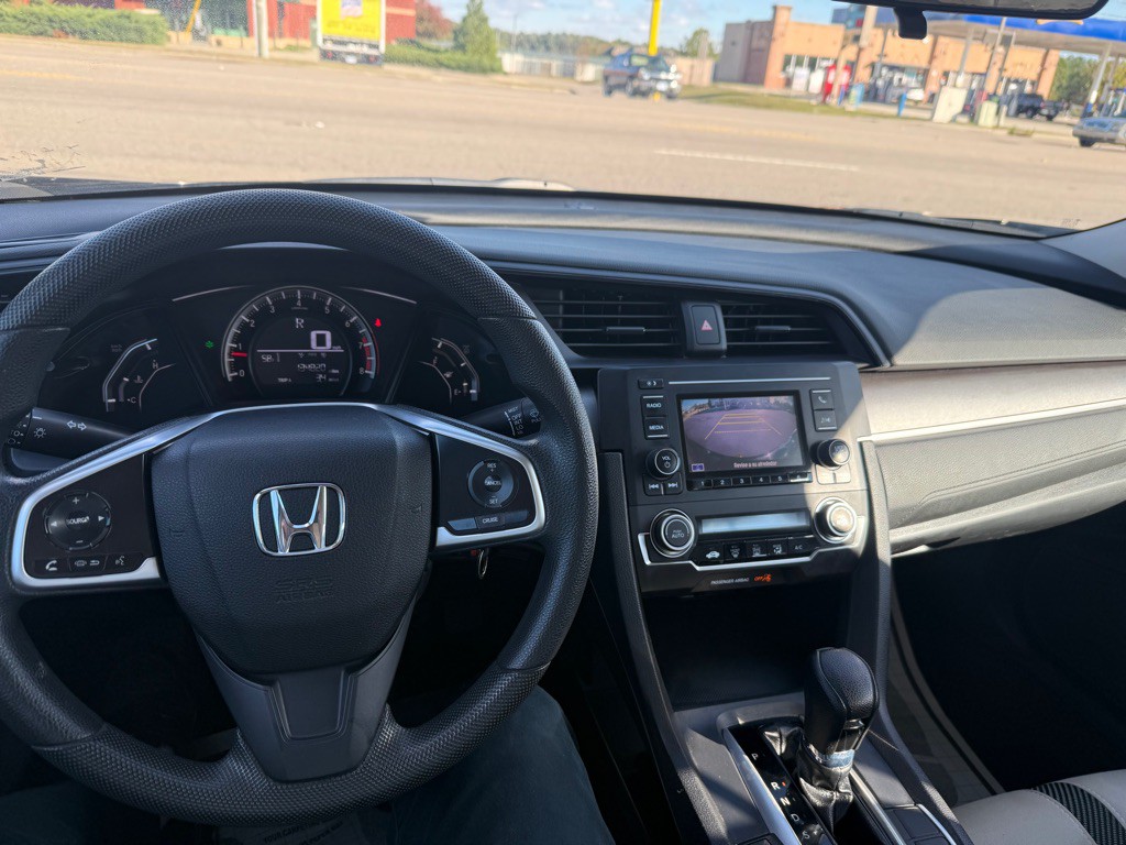 2016 Honda Civic Image 12