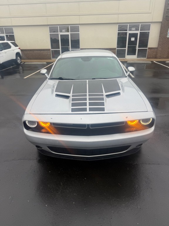 2019 Dodge Challenger Image 3