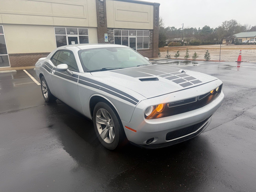 2019 Dodge Challenger Image 4