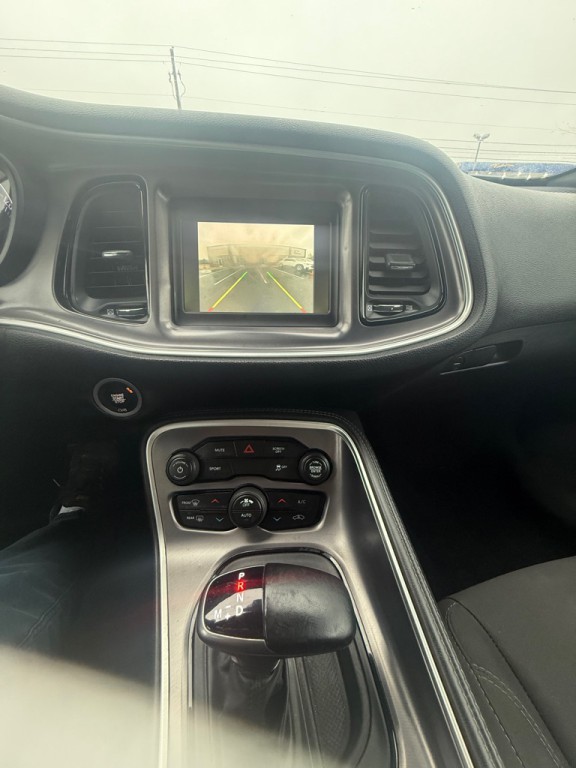 2019 Dodge Challenger Image 9