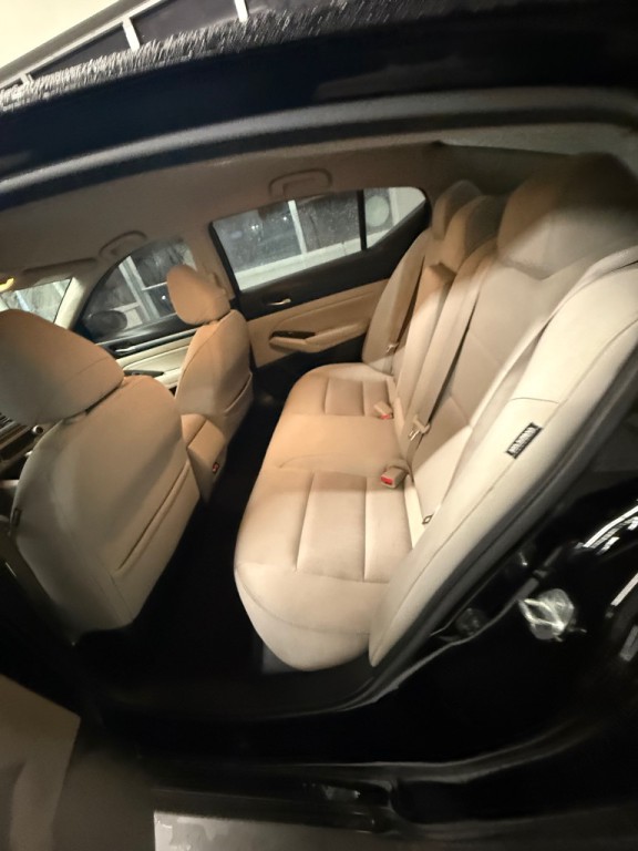 2021 Nissan Altima Image 6