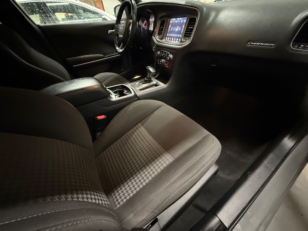 2019 Dodge Charger Image 19