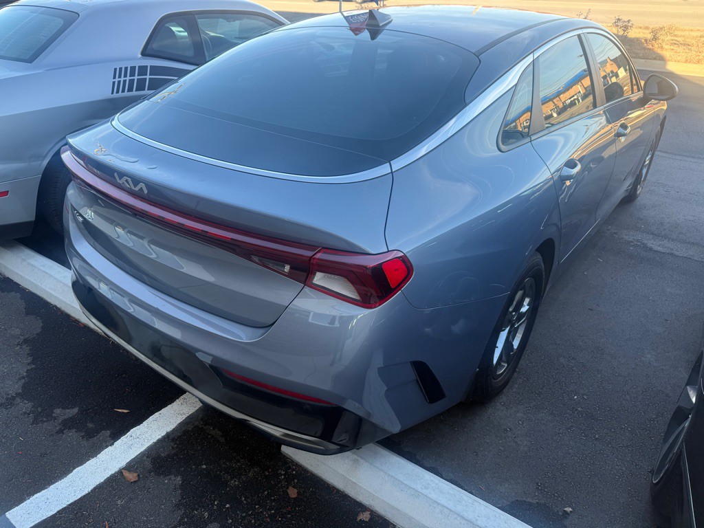 2022 Kia K5 Image 3