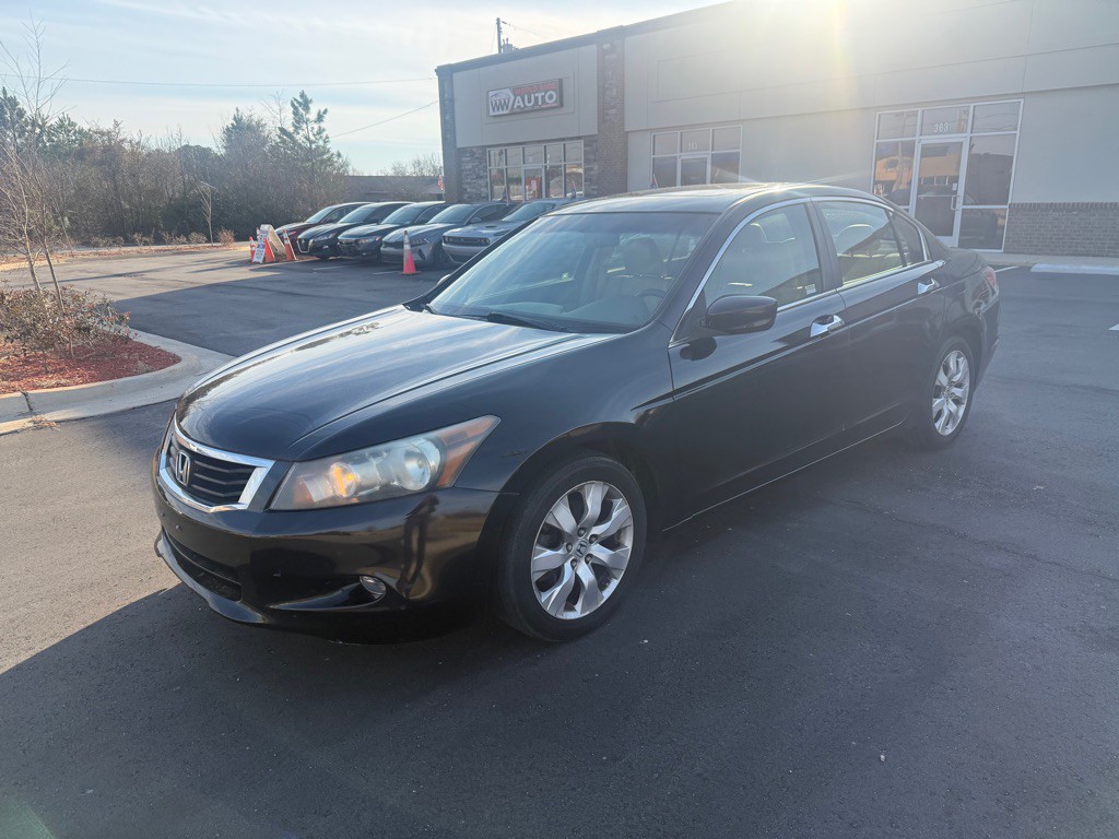 2010 Honda Accord Image 1