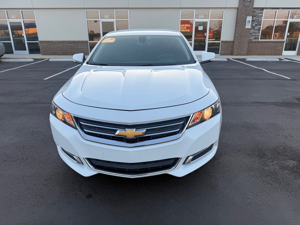 2016 Chevrolet Impala Image 2