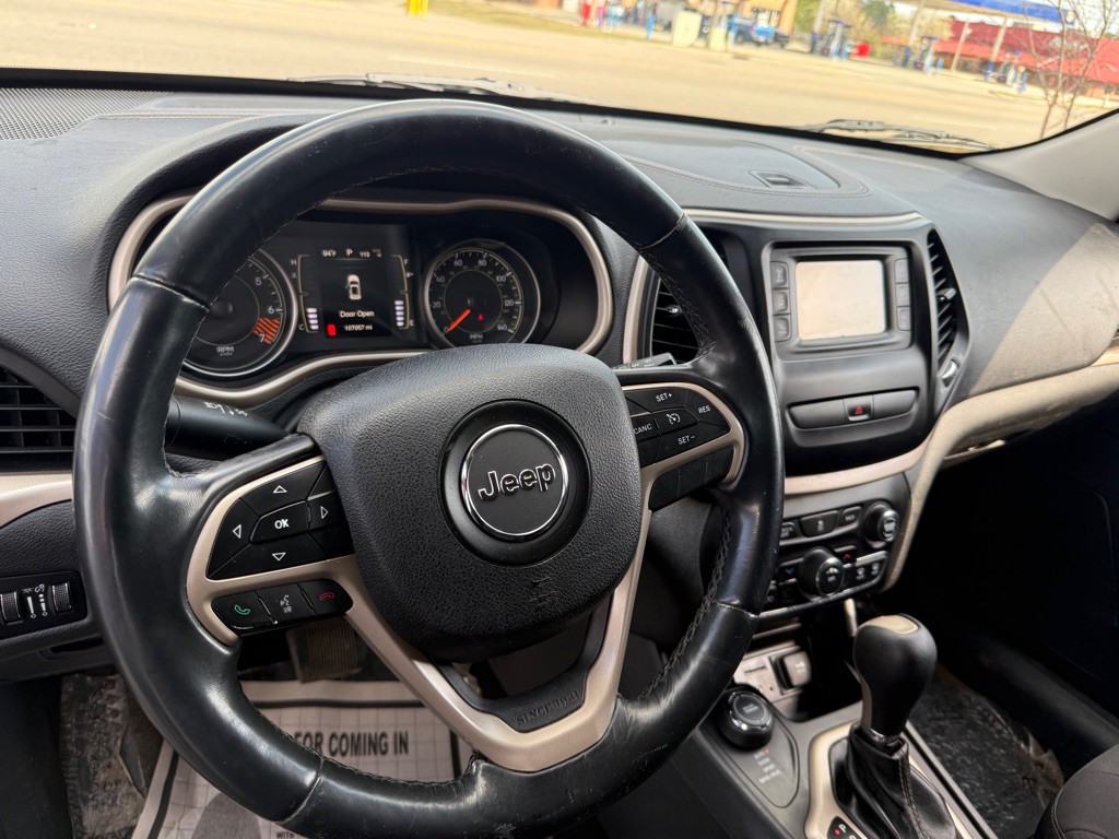 2015 Jeep Cherokee Image 7