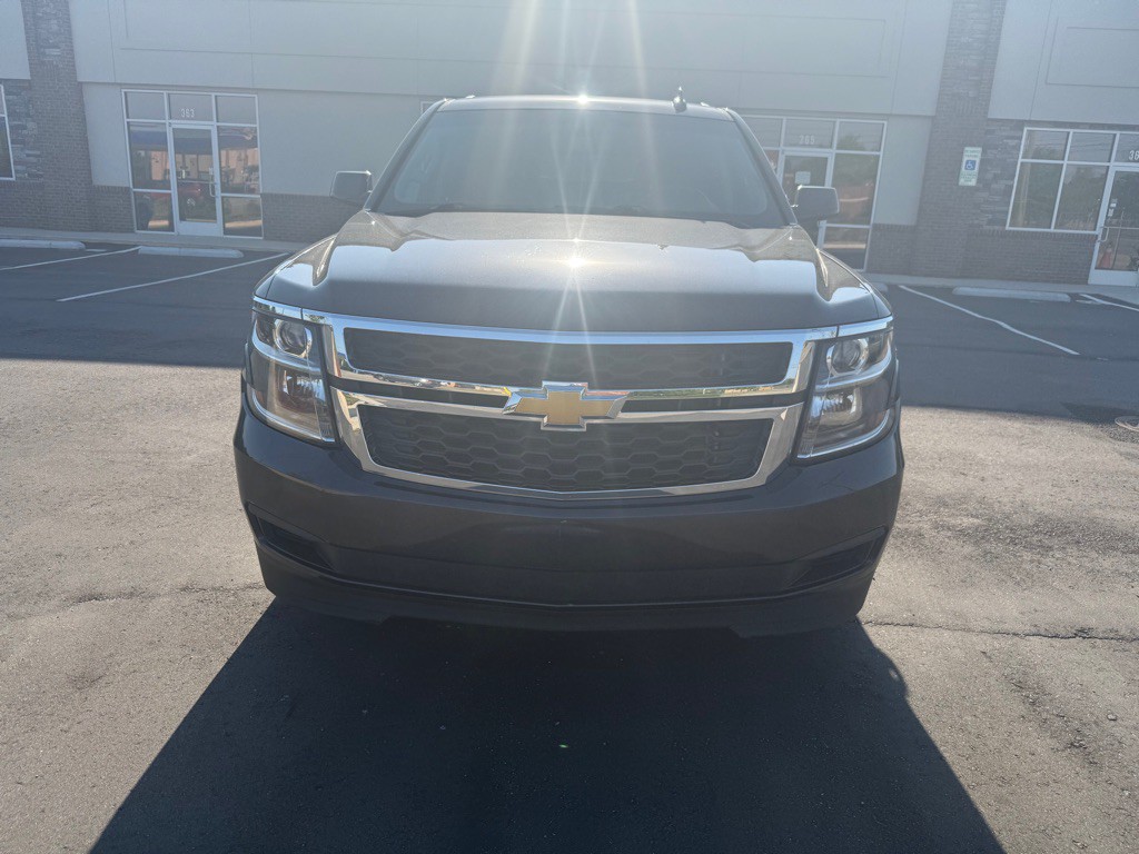 2016 Chevrolet Tahoe Image 2