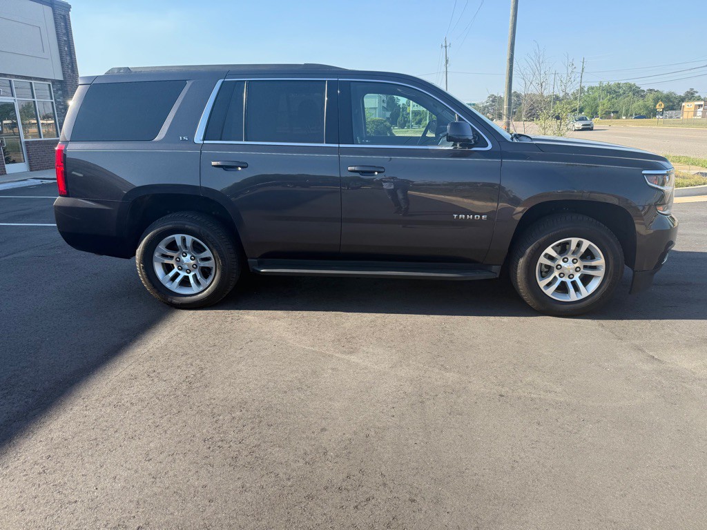 2016 Chevrolet Tahoe Image 4