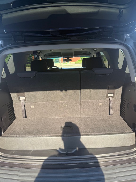 2016 Chevrolet Tahoe Image 9