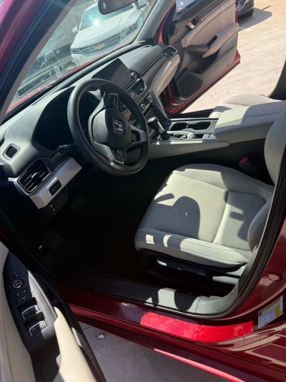 2018 Honda Accord Image 8