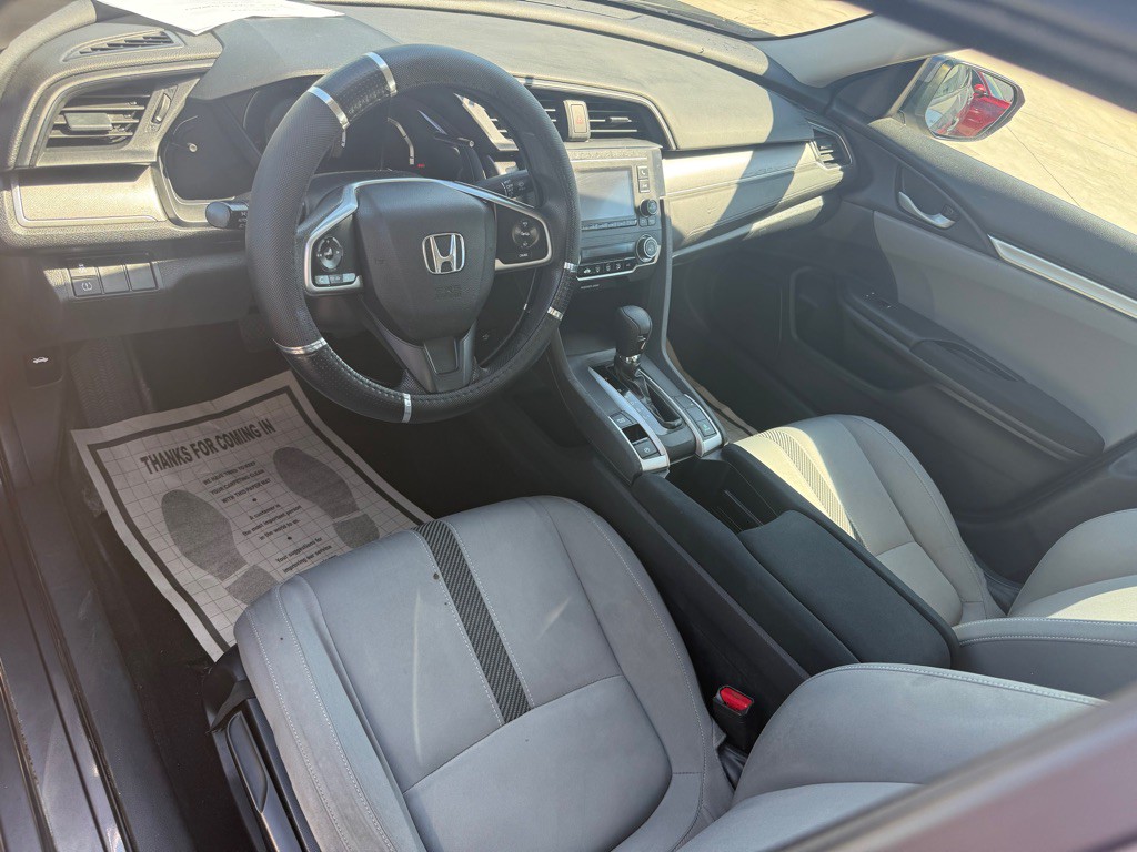 2017 Honda Civic Image 8