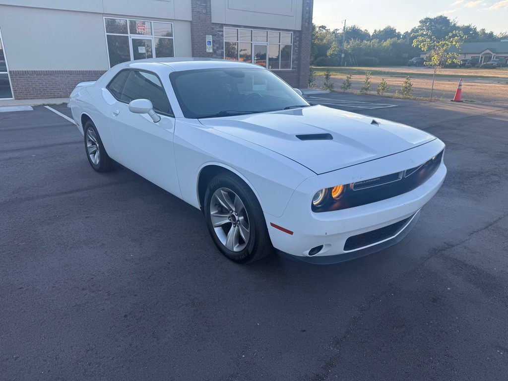 2018 Dodge Challenger Image 3