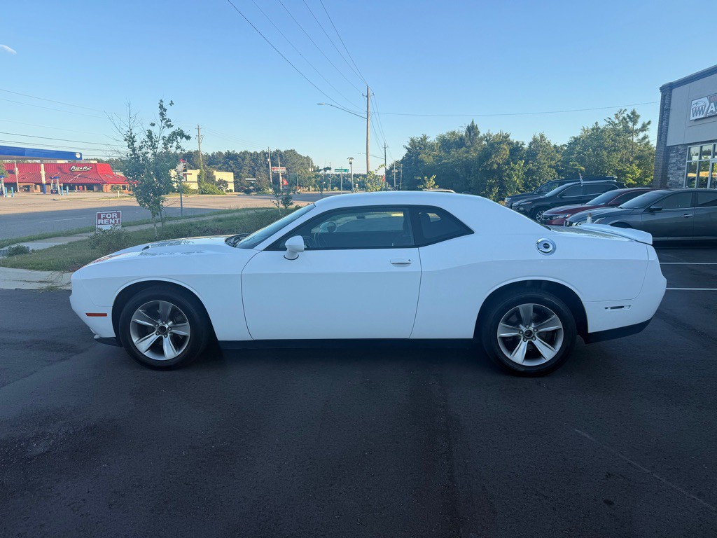 2018 Dodge Challenger Image 8