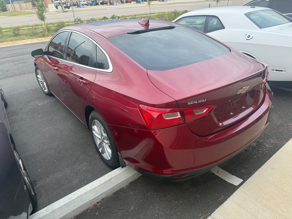 2018 Chevrolet Malibu Image 5