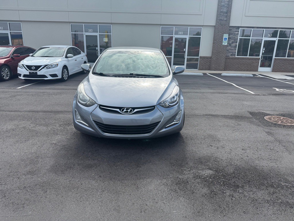 2016 Hyundai Elantra Image 2