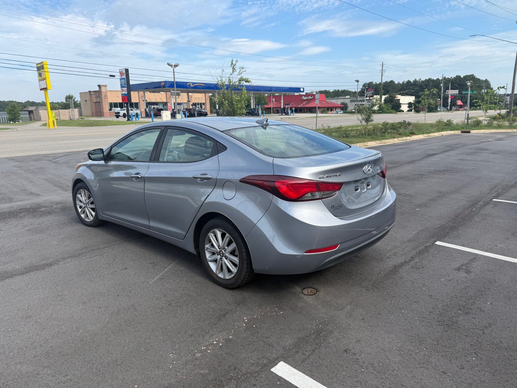 2016 Hyundai Elantra Image 7