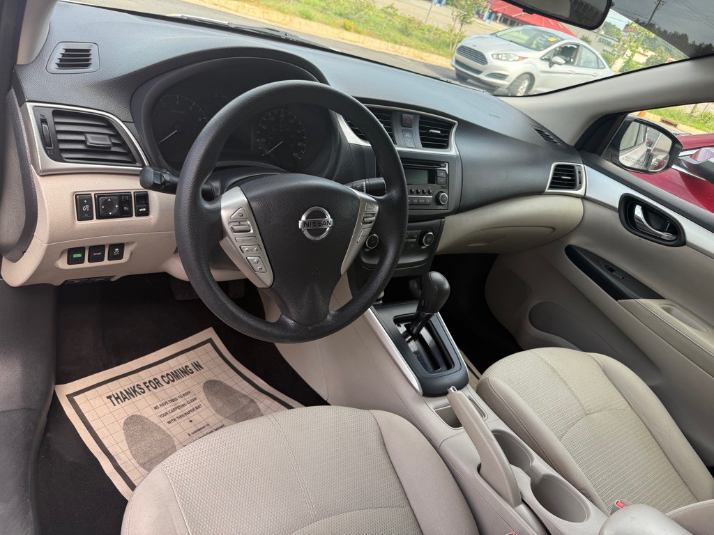 2016 Nissan Sentra Image 11