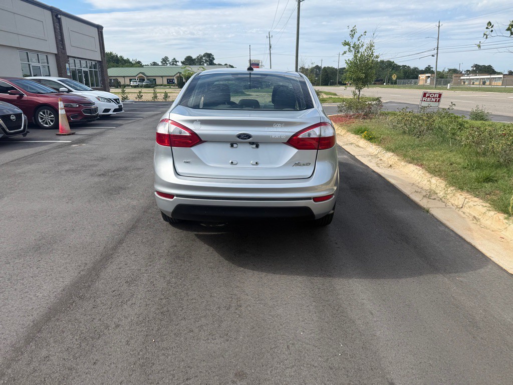2019 Ford Fiesta Image 6