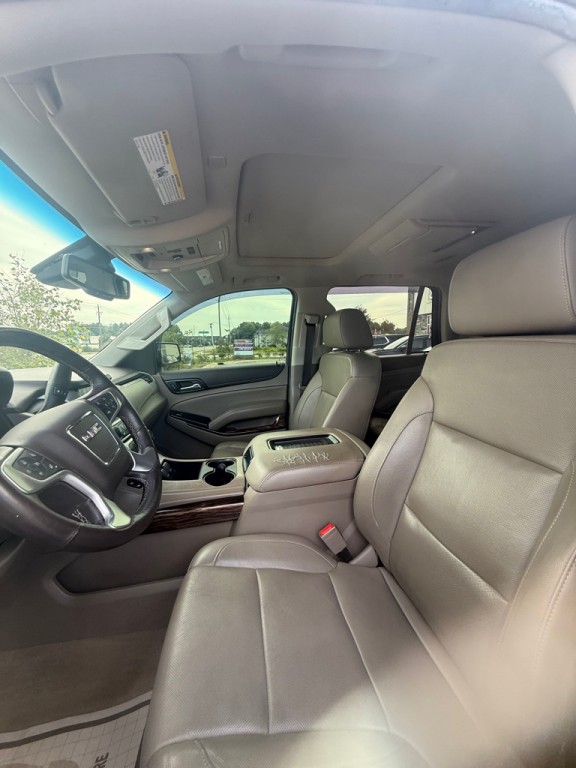 2017 GMC Yukon Image 12