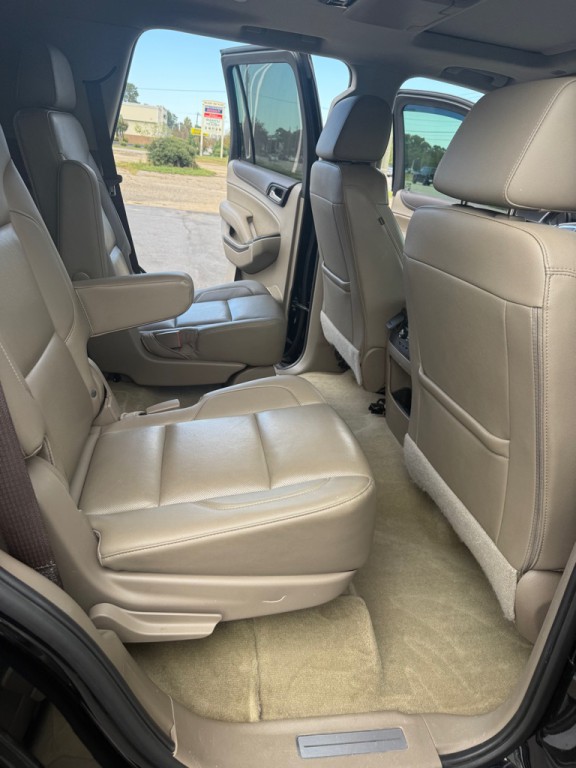 2017 GMC Yukon Image 17