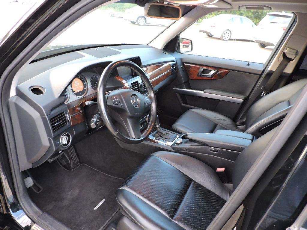 2012 Mercedes-Benz GLK-Class Image 16