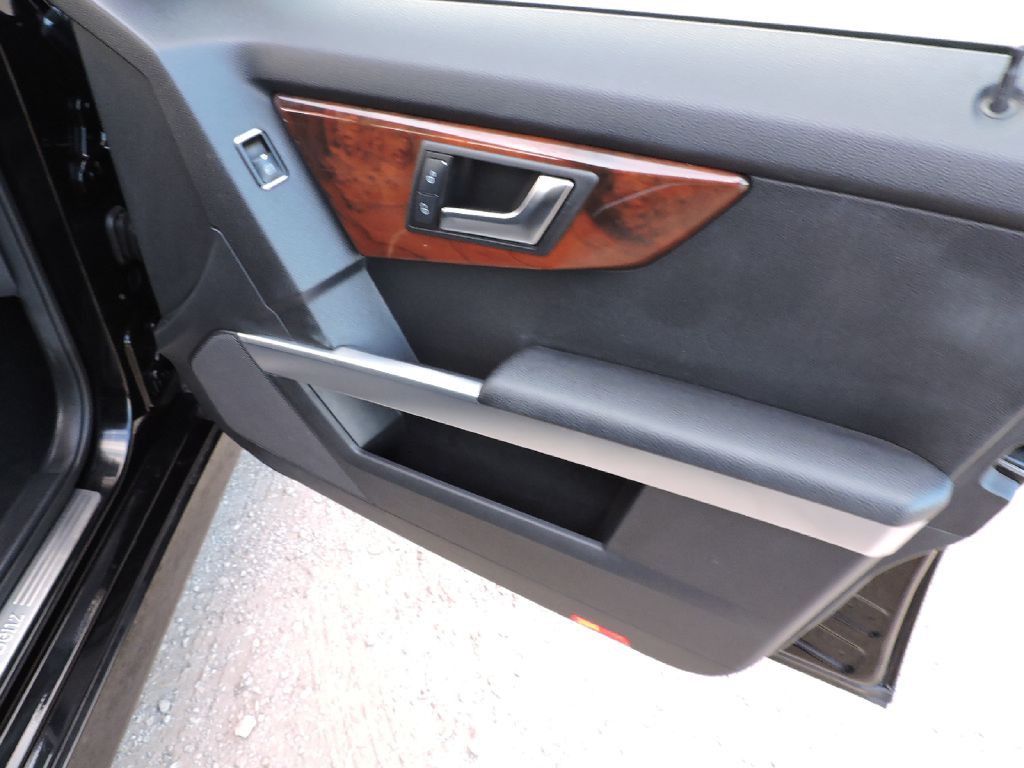 2012 Mercedes-Benz GLK-Class Image 27