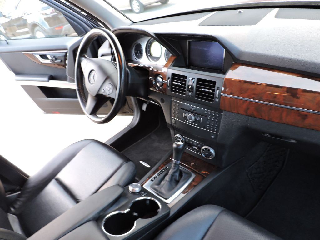 2012 Mercedes-Benz GLK-Class Image 28