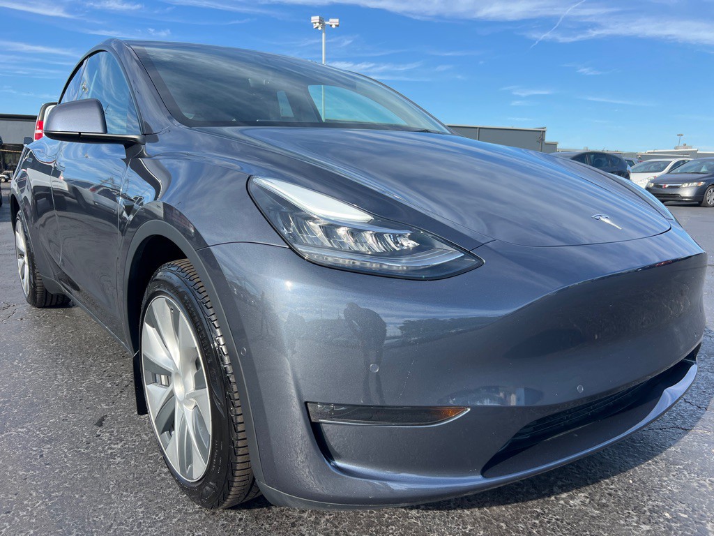 2022 Tesla Model Y Lr Image 1