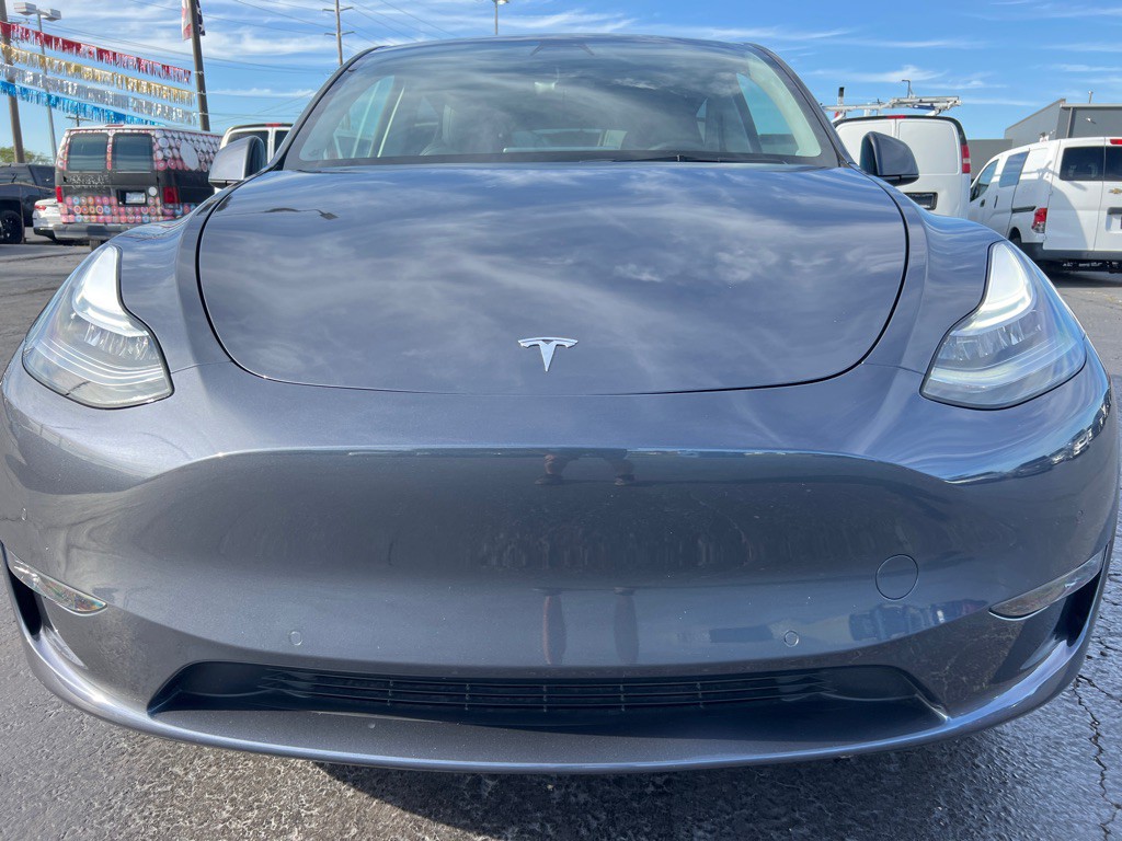 2022 Tesla Model Y Lr Image 2