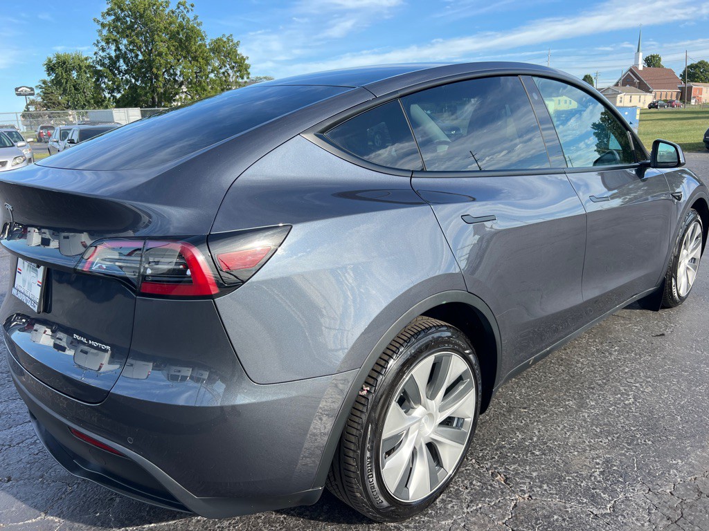 2022 Tesla Model Y Lr Image 7