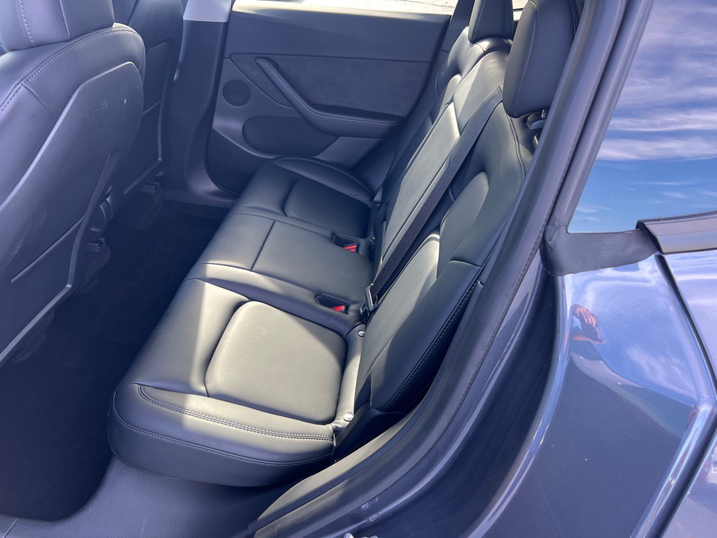 2022 Tesla Model Y Lr Image 13