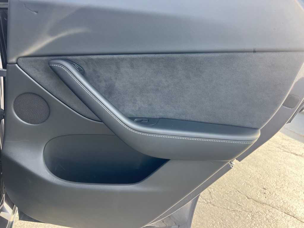 2022 Tesla Model Y Lr Image 14
