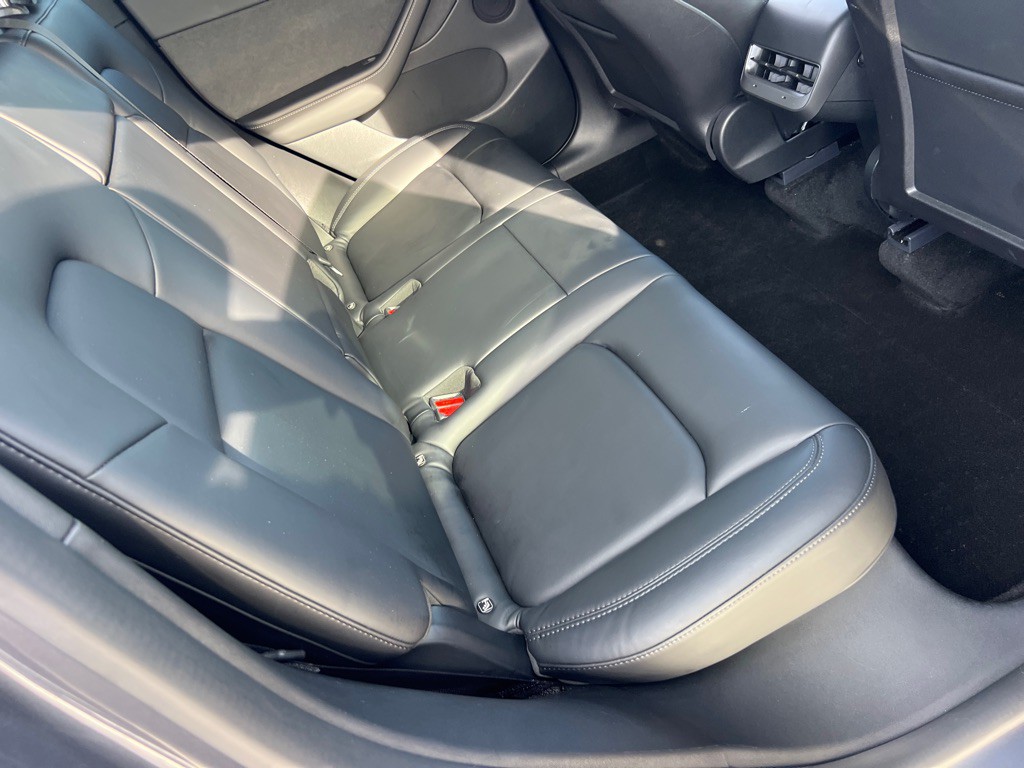 2022 Tesla Model Y Lr Image 15