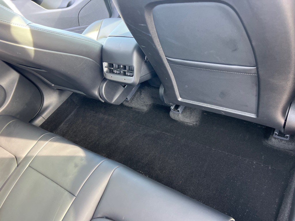 2022 Tesla Model Y Lr Image 16
