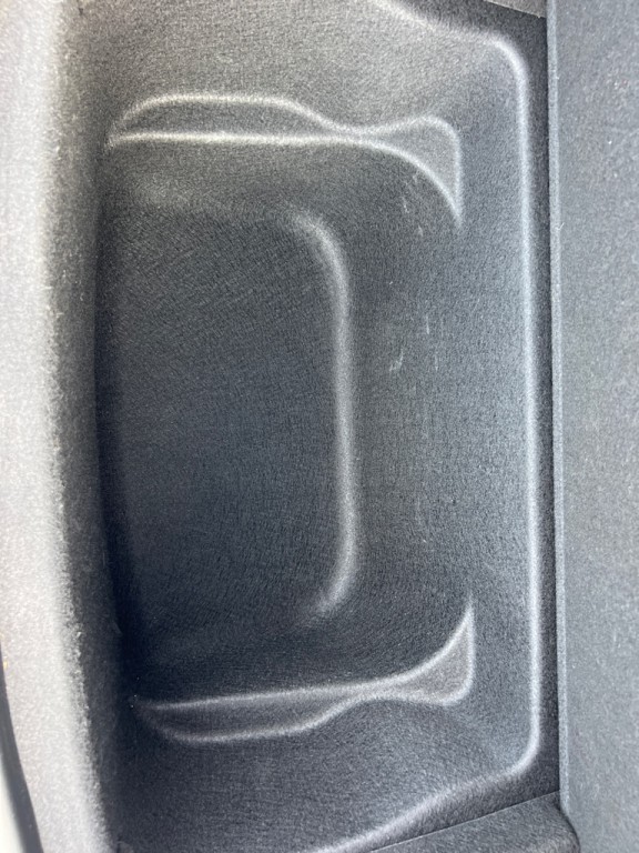 2022 Tesla Model Y Lr Image 22
