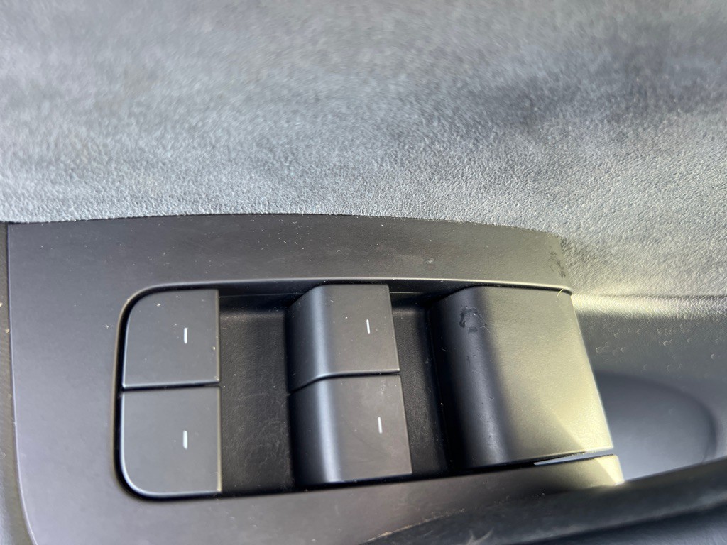 2022 Tesla Model Y Lr Image 25
