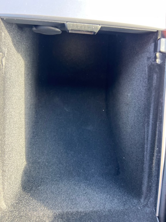 2022 Tesla Model Y Lr Image 35