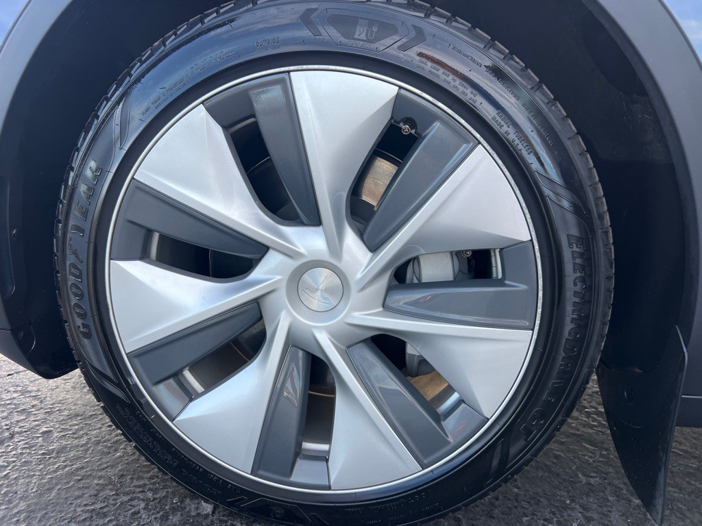 2022 Tesla Model Y Lr Image 37