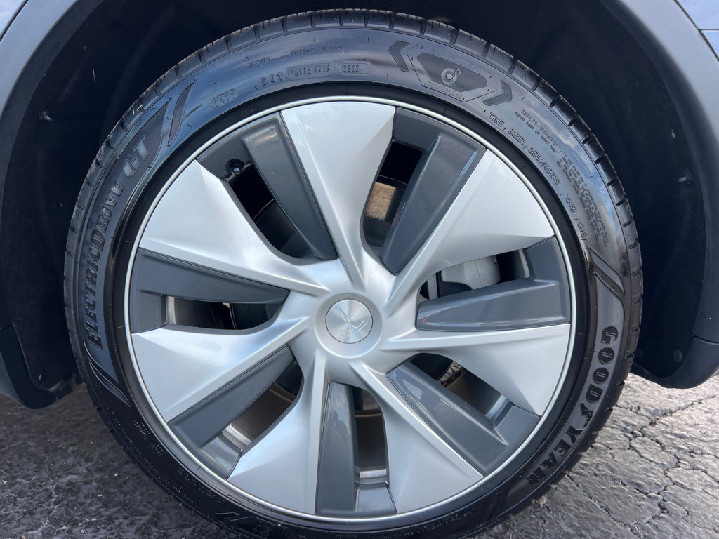 2022 Tesla Model Y Lr Image 38