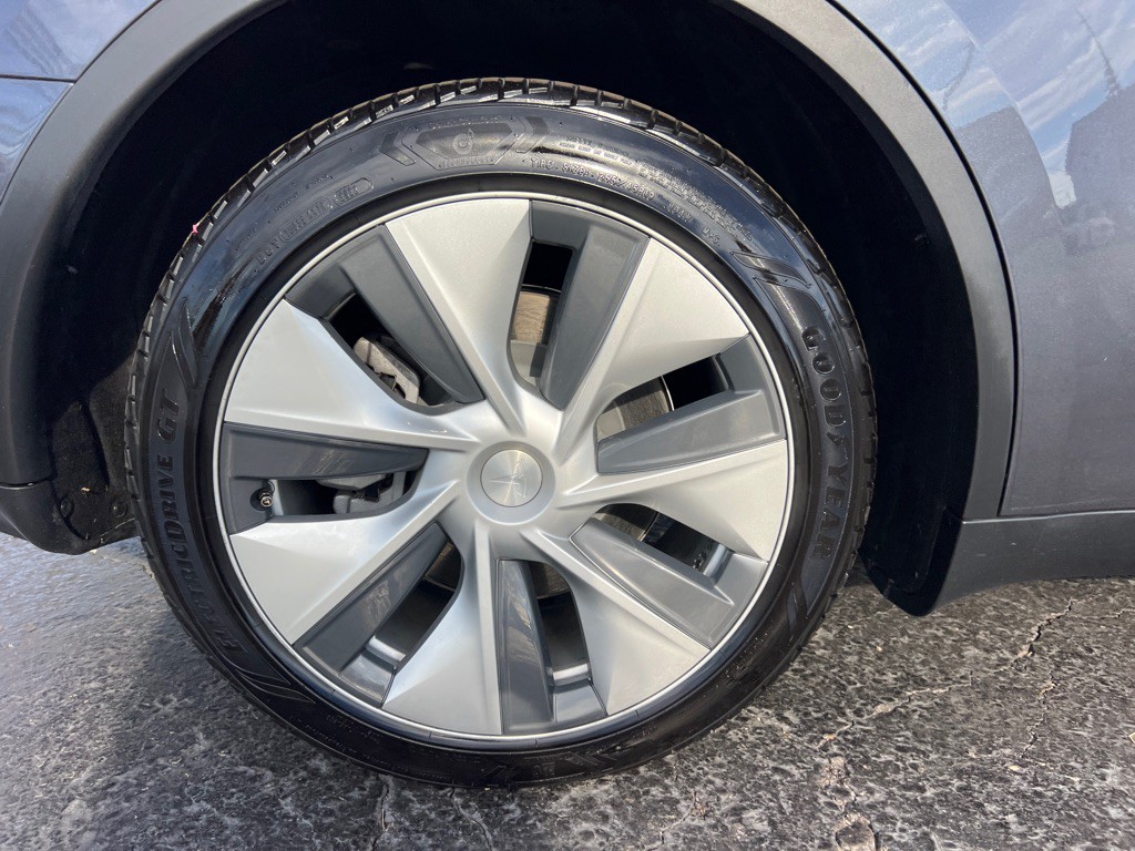 2022 Tesla Model Y Lr Image 39