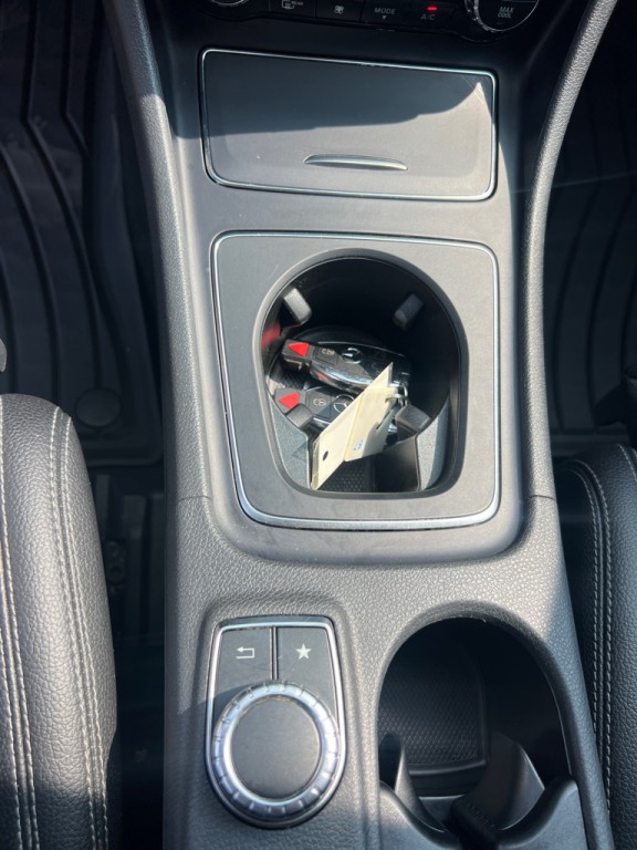 2019 Mercedes-Benz CLA-Class Image 35