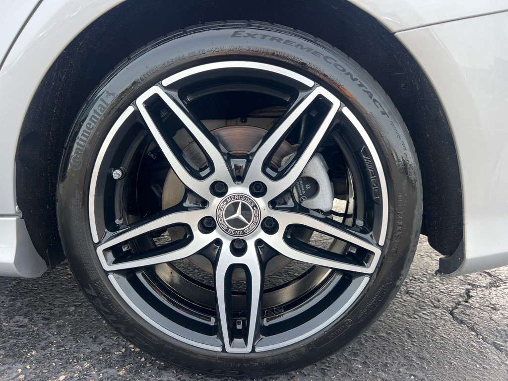 2019 Mercedes-Benz CLA-Class Image 41