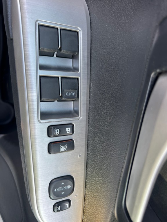 2014 Toyota Camry Image 22