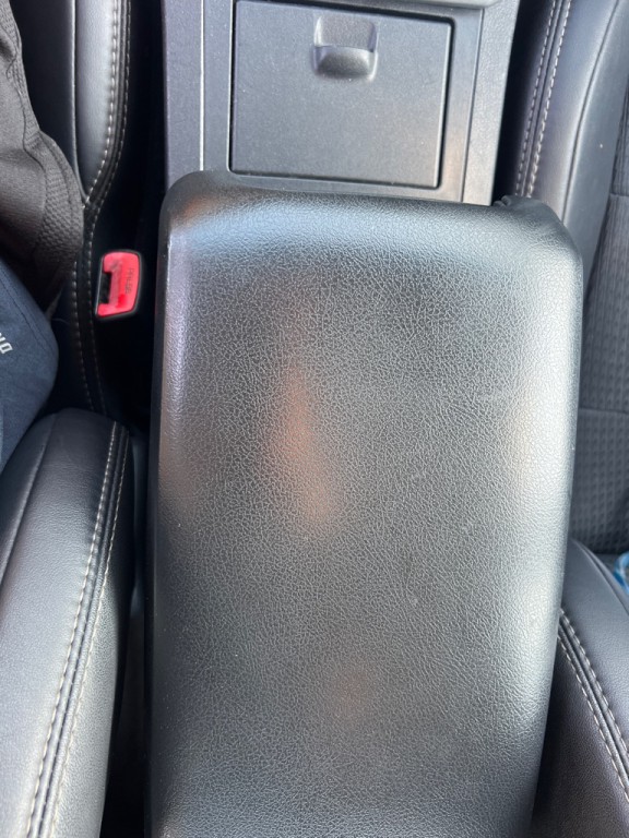2014 Toyota Camry Image 32