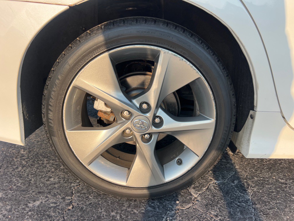 2014 Toyota Camry Image 38
