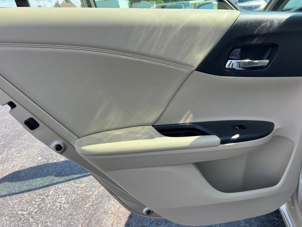 2014 Honda Accord Image 13