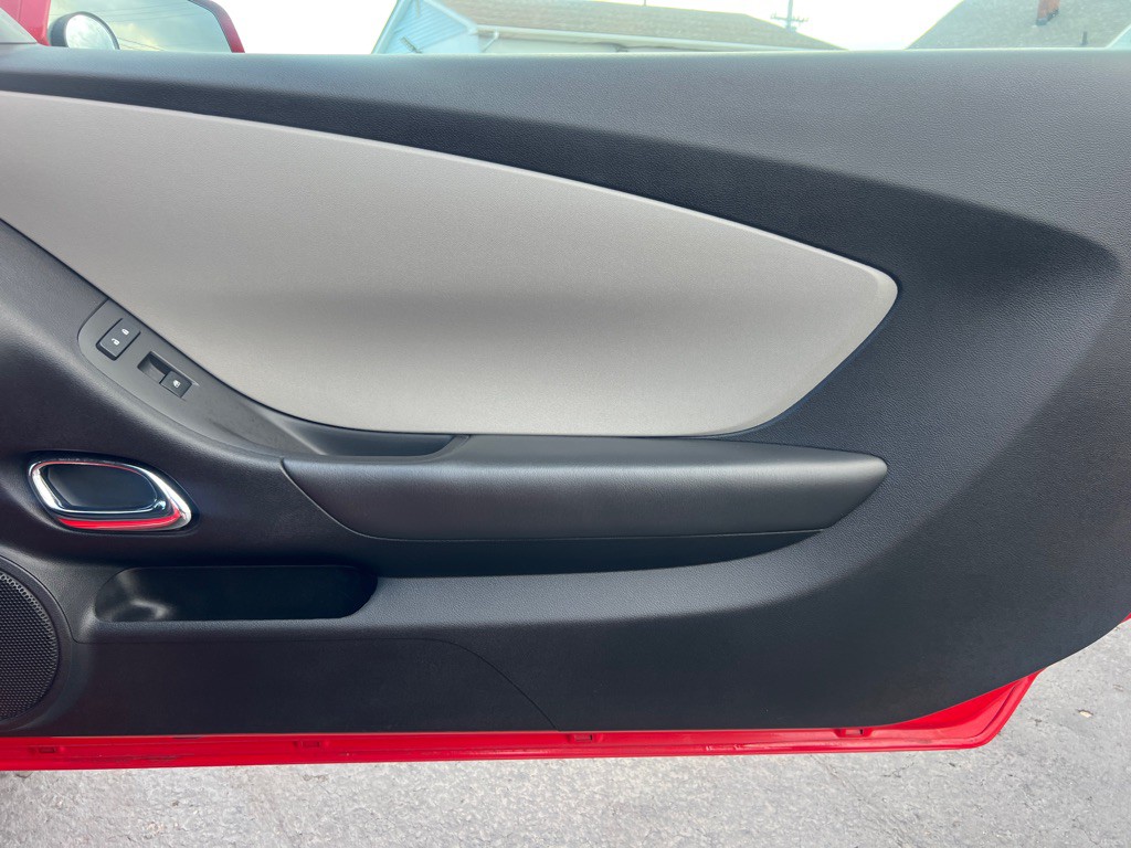 2014 Chevrolet Camaro Image 17