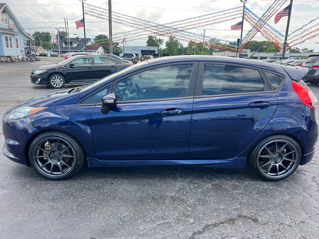 2016 Ford Fiesta Image 4