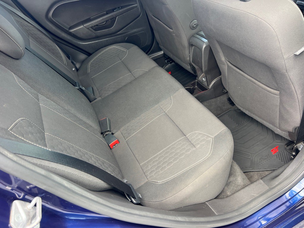 2016 Ford Fiesta Image 16