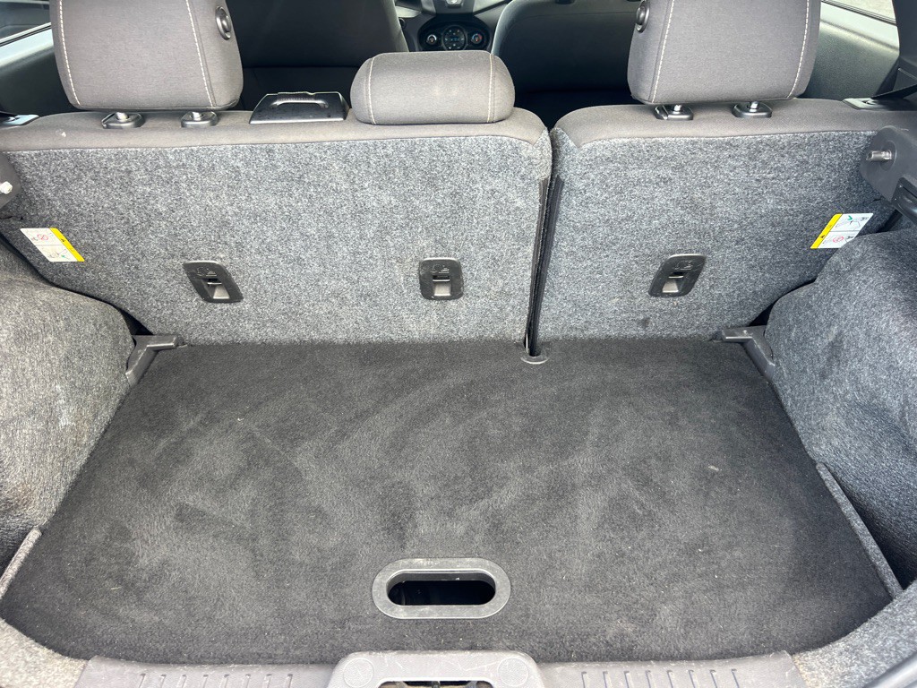 2016 Ford Fiesta Image 22